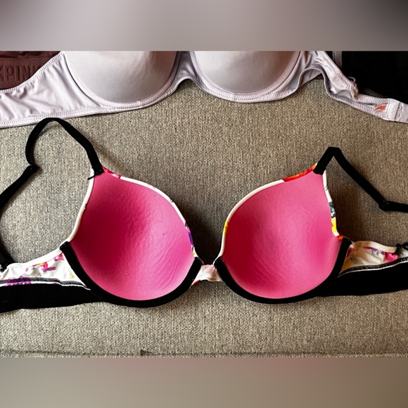 5 Pink Bras - some push up/ some t-shirt style - Picture 11 of 11